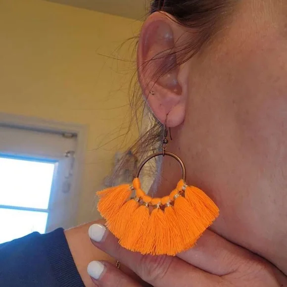 🔆 Neon Tassel Earrings 🔆 - Picture 2 of 2